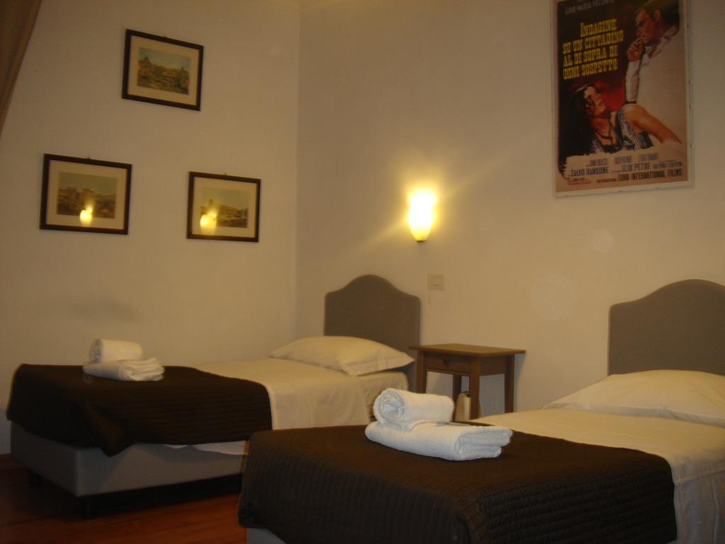 Bed & Breakfast Flavia 84 Rome Room photo