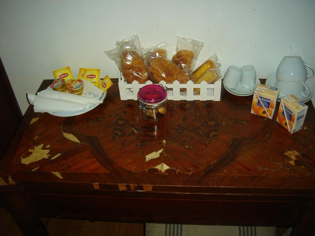 Bed & Breakfast Flavia 84 Rome Room photo