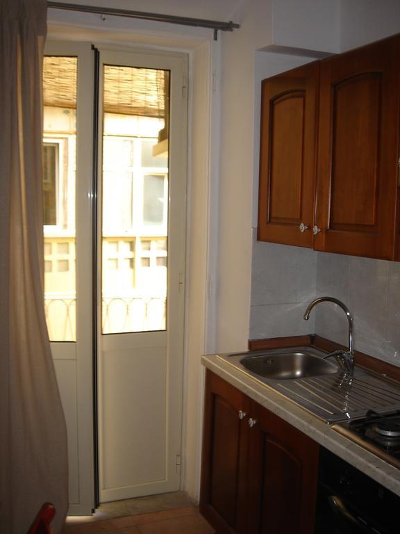 Bed & Breakfast Flavia 84 Rome Room photo
